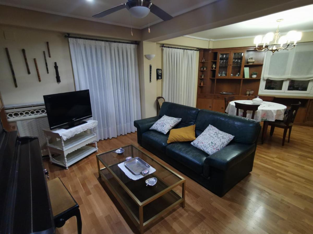 Comoda Vivienda En Huesca Exterior photo